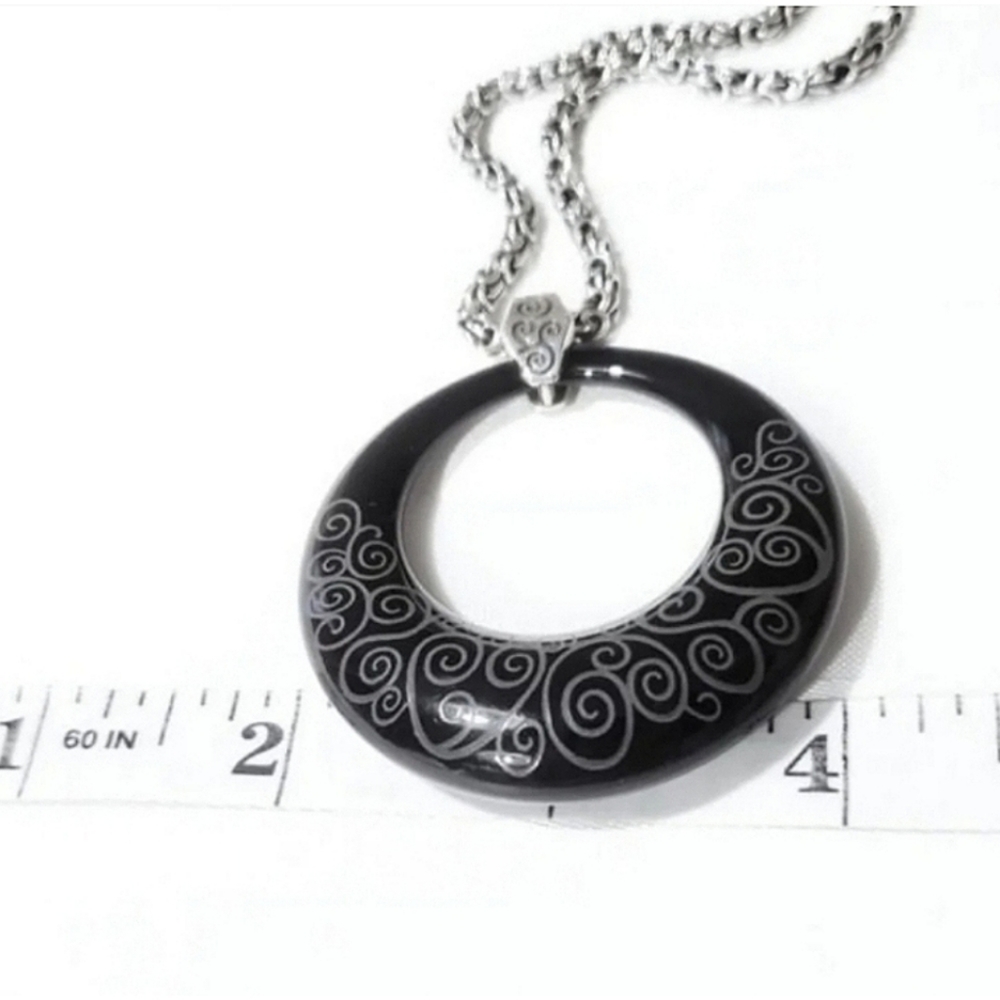 Vintage Brighton Lava Lounge Lucite Black Silver Scroll Design Necklace - Picture 6 of 9